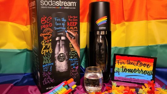SodaStream zorgt voor een extra sprankelende en kleurrijke Antwerp Pride